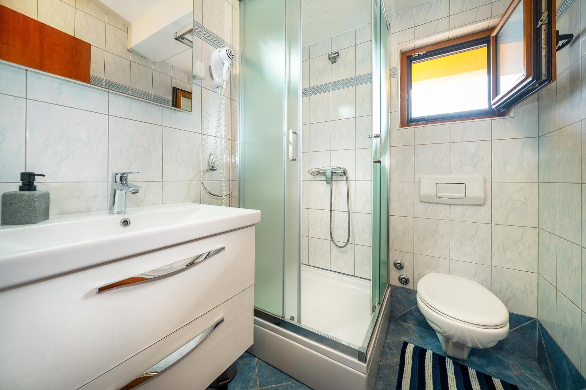 Apartments Dujmovic With Terrace Baška Zewnętrze zdjęcie